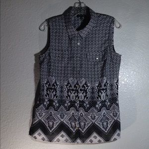 FINAL MARKDOWN Ladies' Notations Sleeveless Blouse (M)